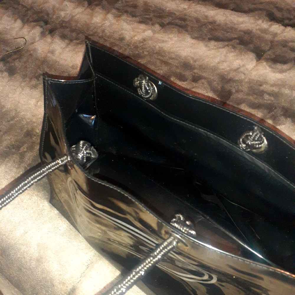 Scoop Patent leather bag